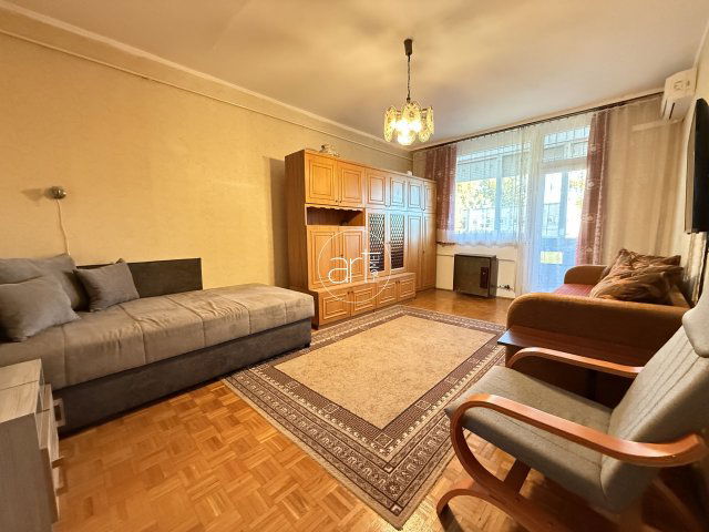 Eladó téglalakás, Szegeden 41.8 M Ft, 2 szobás