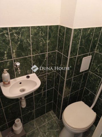 Eladó sorház, Egerváron 29.9 M Ft, 3 szobás