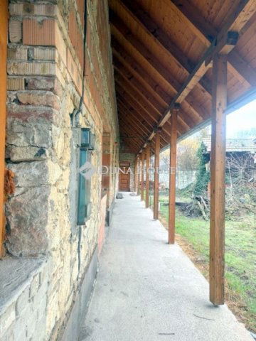 Eladó családi ház, Tokajban 59.9 M Ft, 7 szobás