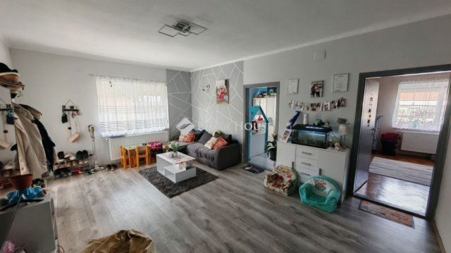 Eladó családi ház, Káváson 46.9 M Ft, 4 szobás