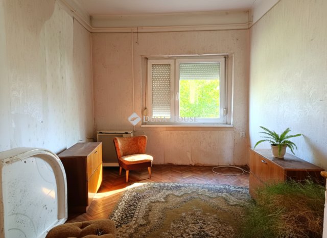 Eladó ikerház, Debrecenben 74.9 M Ft, 3 szobás