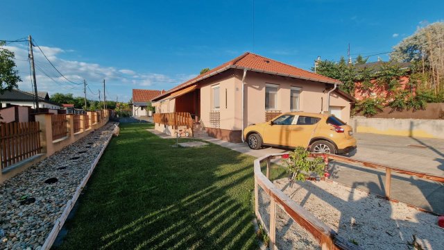 Eladó családi ház, Szigetszentmiklóson 112 M Ft, 4 szobás