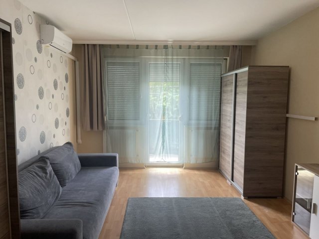 Kiadó téglalakás, albérlet, Debrecenben 260 E Ft / hó, 1 szobás