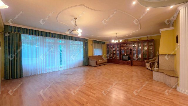 Eladó családi ház, Miskolcon 149.9 M Ft, 5 szobás