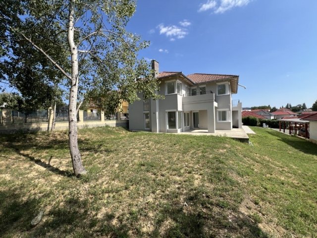 Eladó családi ház, Kaposváron 149.9 M Ft, 6 szobás