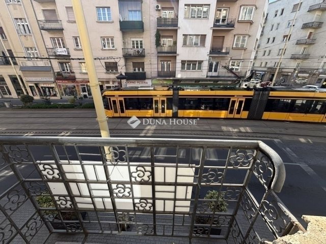 Eladó téglalakás, Budapesten, II. kerületben 119 M Ft