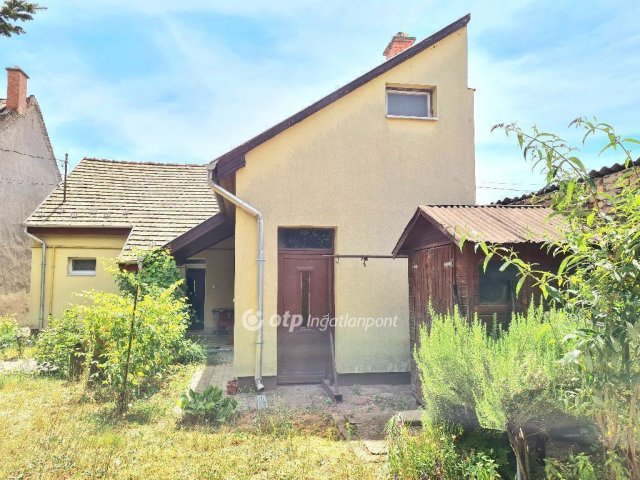 Eladó családi ház, Budapesten, XVIII. kerületben 79 M Ft