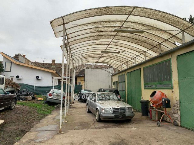 Eladó ipari ingatlan, Budapesten, XVIII. kerületben 63.9 M Ft