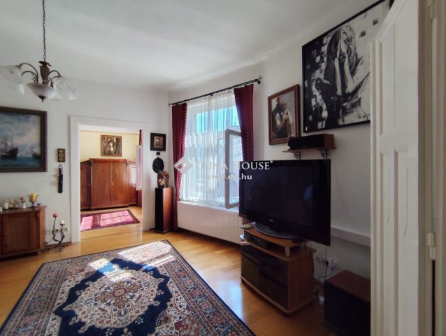 Eladó téglalakás, Budapesten, VI. kerületben 114.9 M Ft