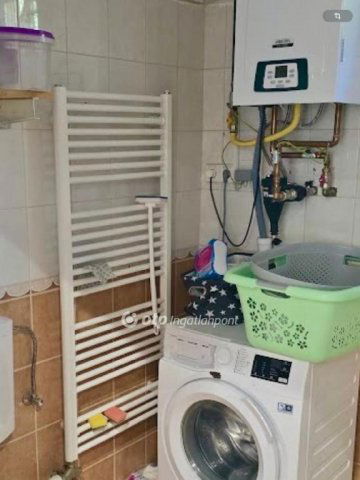 Eladó családi ház, Szaván 37.9 M Ft, 4 szobás