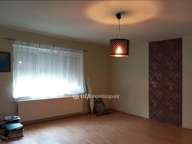 Eladó sorház, Egerben 70 M Ft, 4 szobás / költözzbe.hu