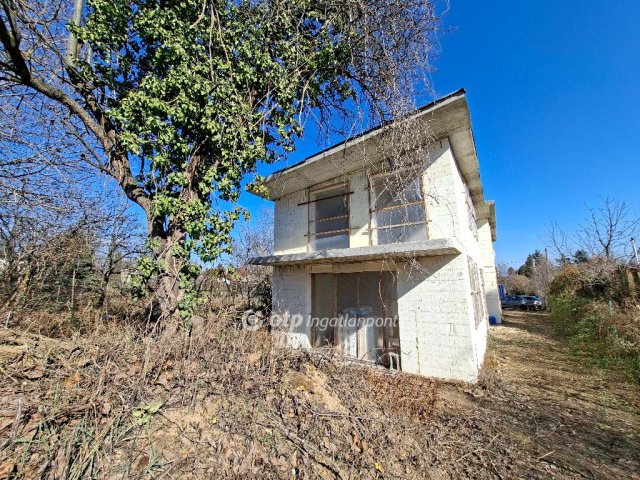 Eladó ikerház, Diósdon 109.9 M Ft, 8+2 szobás