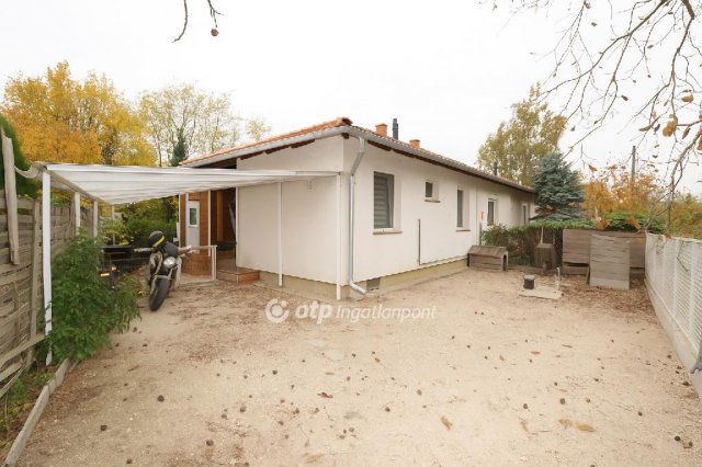 Eladó ikerház, Ráckevén 57.5 M Ft, 4 szobás