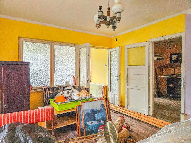 Eladó családi ház, Remeteszőlősön 83 M Ft, 4 szobás