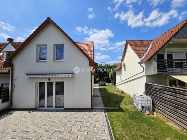 Eladó családi ház, Orfűn 89.9 M Ft, 3 szobás