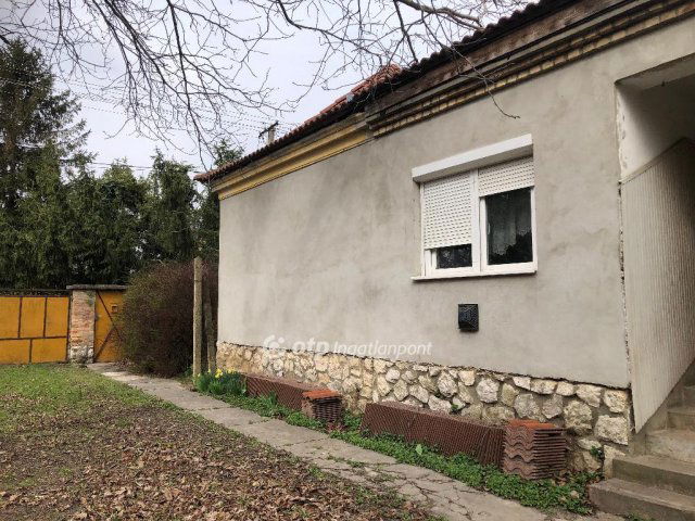Eladó családi ház, Ugodon 24.9 M Ft, 3+1 szobás