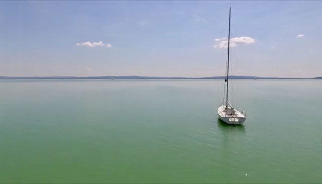 Eladó hotel, Balatonszepezden 249.99 M Ft, 13 szobás