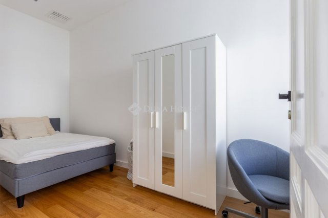 Eladó téglalakás, Budapesten, V. kerületben 325 M Ft, 4 szobás