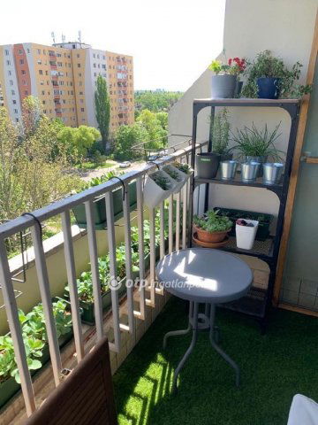 Eladó panellakás, Budapesten, III. kerületben 71.9 M Ft, 2 szobás