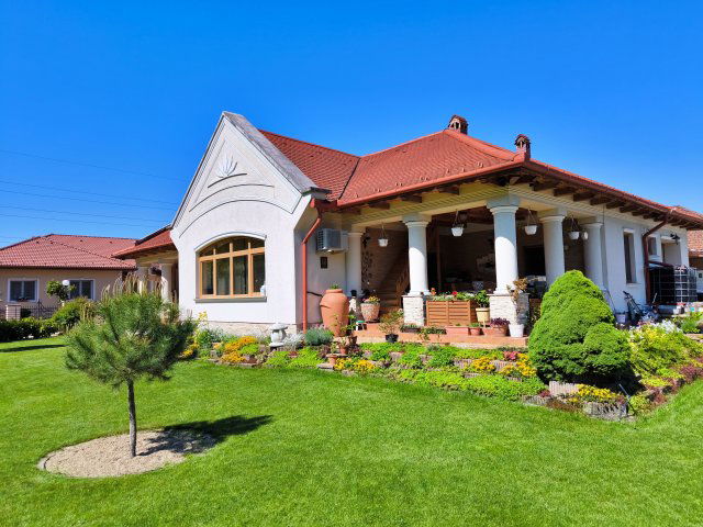 Eladó családi ház, Kazincbarcikán, Herbolyai úton 142.4 M Ft