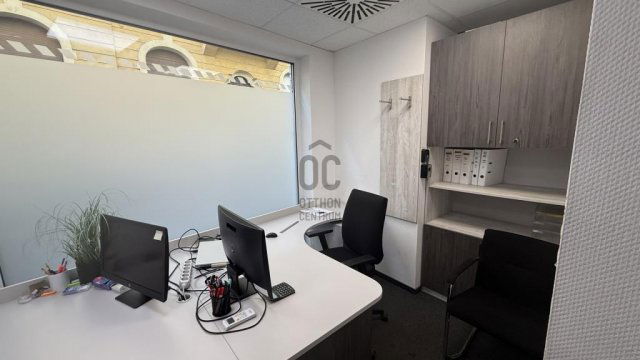 Kiadó iroda, Budapesten, VI. kerületben 1017 E Ft / hó