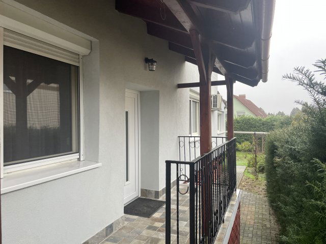 Eladó családi ház, Balatonalmádiban 208 M Ft, 5+1 szobás