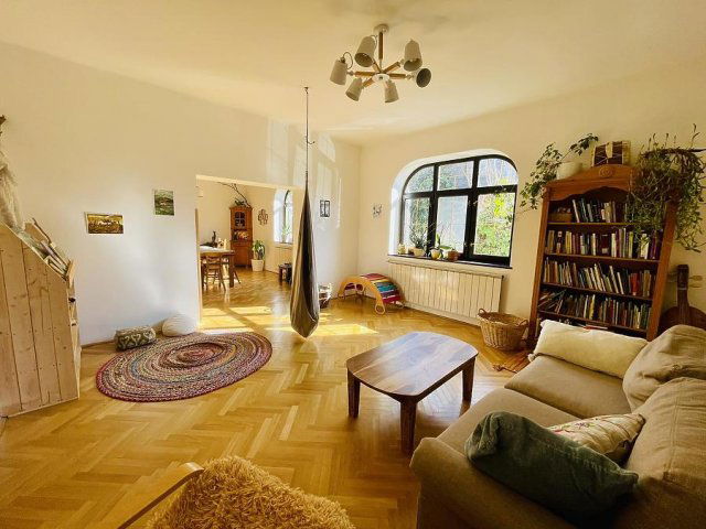 Kiadó családi ház, albérlet, Vácon 550 E Ft / hó, 7 szobás