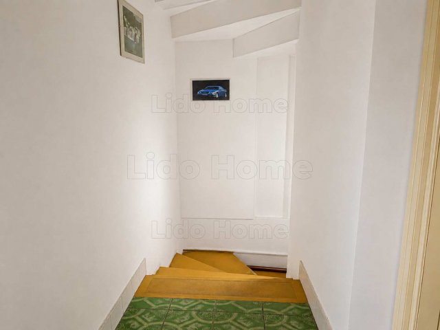 Eladó téglalakás, Székesfehérvárott 114.99 M Ft, 4 szobás