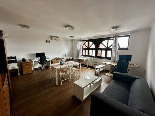 Eladó téglalakás, Szigetváron 47.5 M Ft, 3 szobás