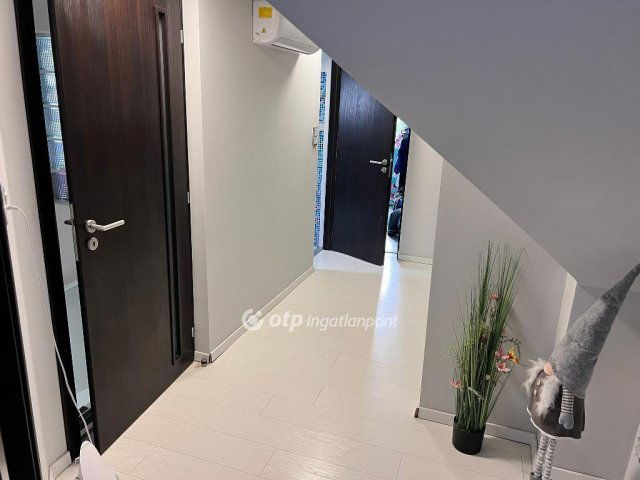 Eladó családi ház, Érden 179 M Ft, 6 szobás