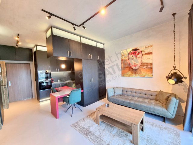 Eladó téglalakás, IX. kerületben, Pápay István utcában