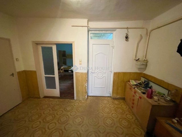 Eladó családi ház, Egerben 39.9 M Ft, 3 szobás