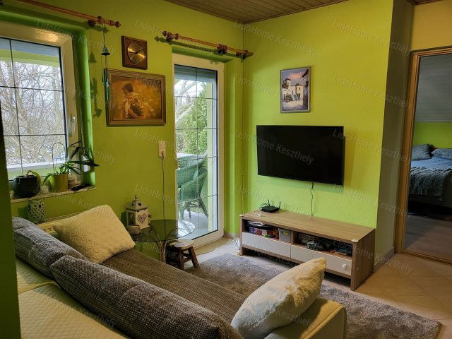 Eladó családi ház, Hévízen 205 M Ft, 5 szobás