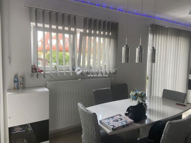 Eladó családi ház, Érden 133.7 M Ft, 4 szobás