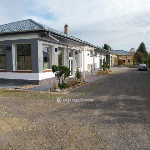 Eladó garázs, Nyíregyházán 29.9 M Ft / költözzbe.hu