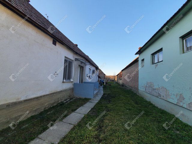 Eladó családi ház, Lakócsán 16.9 M Ft, 3 szobás