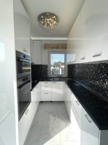 Kiadó családi ház, albérlet, Dunakeszin 450 E Ft / hó, 3 szobás