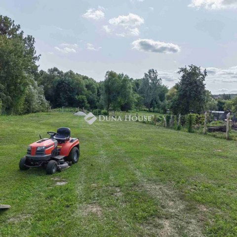 Eladó telek, Bakonycsernyén 13.9 M Ft / költözzbe.hu