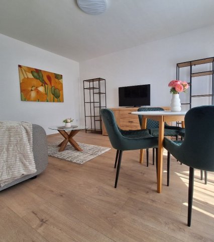Kiadó téglalakás, albérlet, Hévízen 218 E Ft / hó, 2 szobás