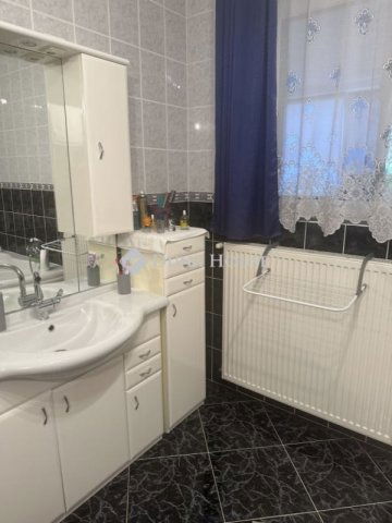 Eladó családi ház, Érden 212 M Ft, 4 szobás