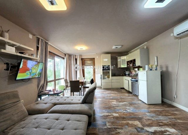 Eladó családi ház, Isaszegen 79.9 M Ft, 4 szobás