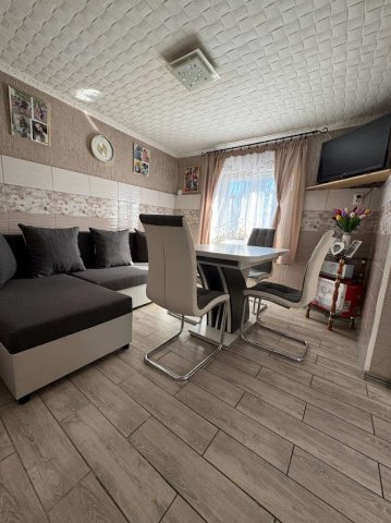 Eladó családi ház, Környén 35.9 M Ft, 1 szobás