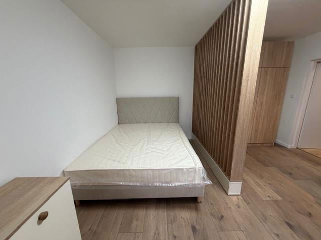 Kiadó téglalakás, albérlet, Tatán 230 E Ft / hó, 1 szobás