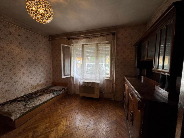Eladó családi ház, Zalabéren 13.5 M Ft, 2 szobás