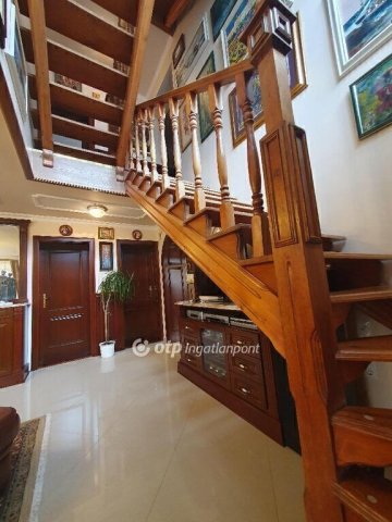 Eladó családi ház, Felsőzsolcán 85.99 M Ft, 5 szobás
