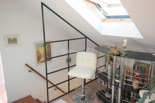 Eladó téglalakás, Budapesten, XX. kerületben 69.9 M Ft, 4 szobás