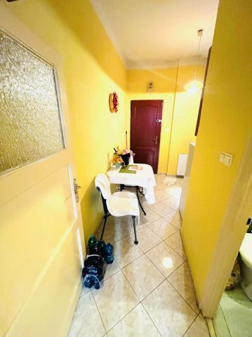 Eladó téglalakás, Tatabányán 29 M Ft, 1 szobás