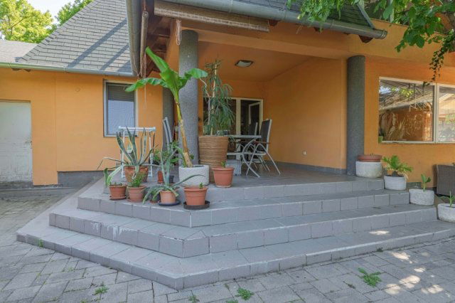 Eladó családi ház, Gárdonyban 134 M Ft, 6 szobás