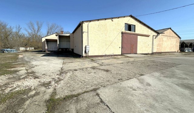 Kiadó ipari ingatlan, Szegeden, Tóth János dűlőn