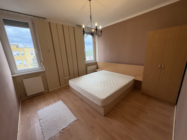 Eladó téglalakás, Esztergomban, Szalézi úton 58 M Ft
